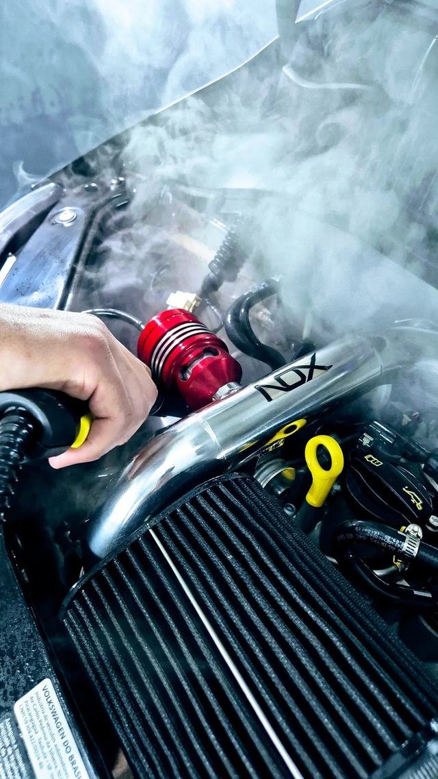 Limpeza técnica de motor a vapor na Golden Garage